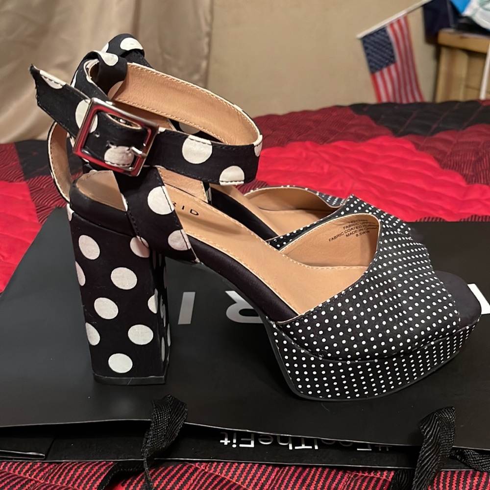 Torrid POLKA DOT CRISSCROSS PLATFORM HEEL (WW)